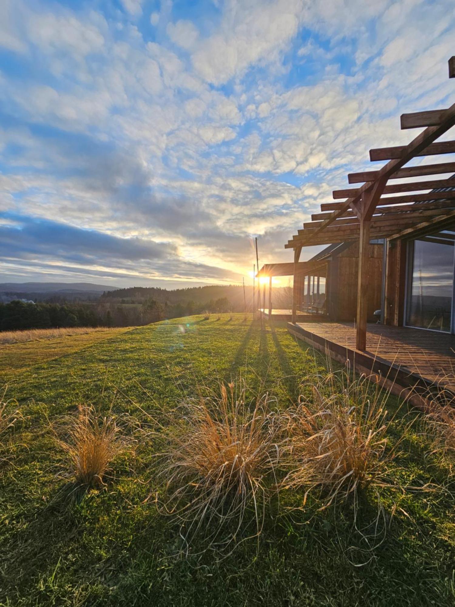 Widokowe Stodoly Bieszczady Vila Lesko Exterior foto